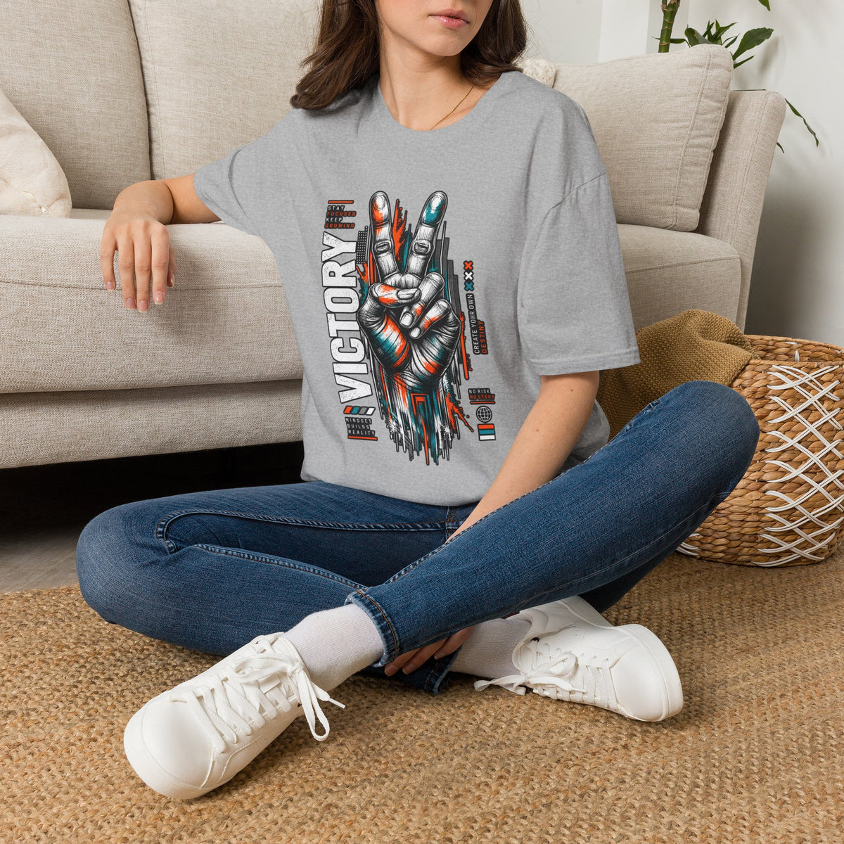 Victory Hand Peace Sign Graphic T-Shirt — Retro Rock Vibe